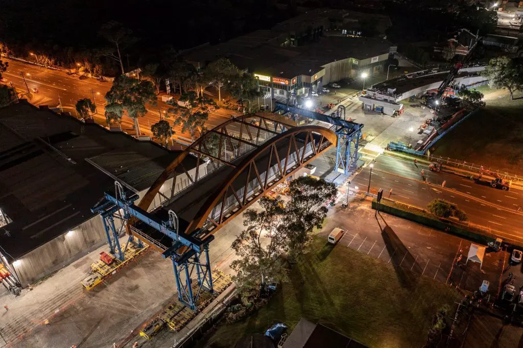 Temporary Works Design for the new Light Rail bridge